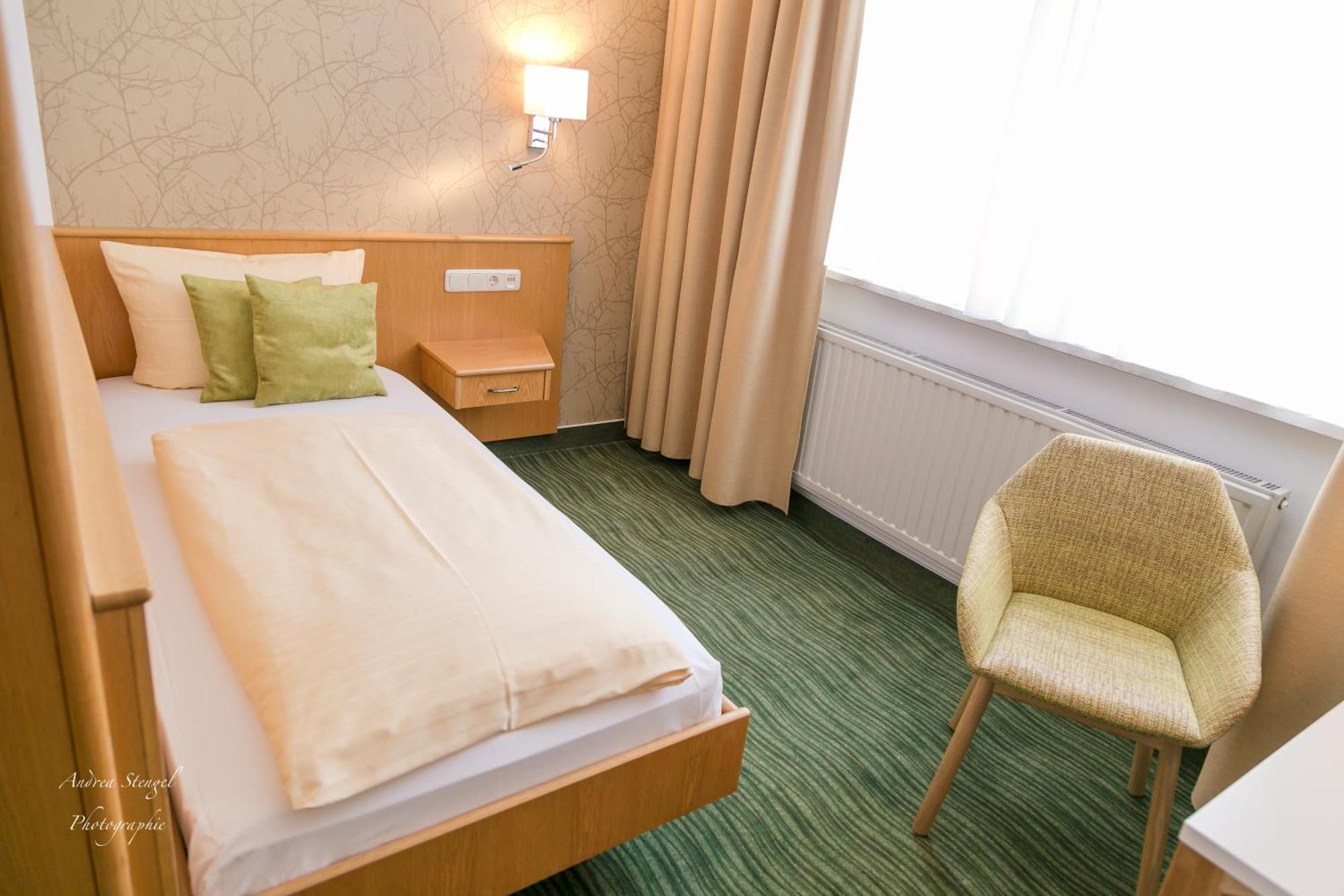 Waldhotel Linzmuehle Kahla  Εξωτερικό φωτογραφία
